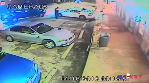 Video Of Orlando Police Officer Shooting At Stolen Car