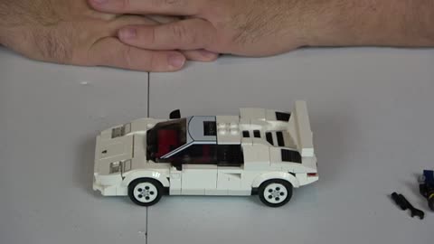 Unboxing Lego 76908 Lamborghini Countach Set