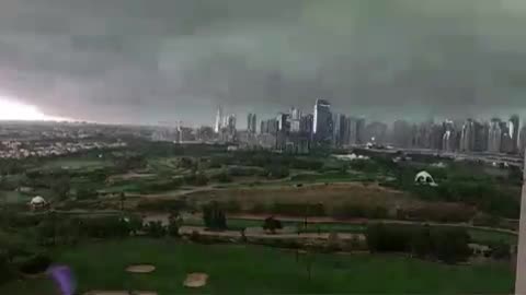 BREAKING: Dubai sky turns green as heavy rains, thunderstorms hit UAE