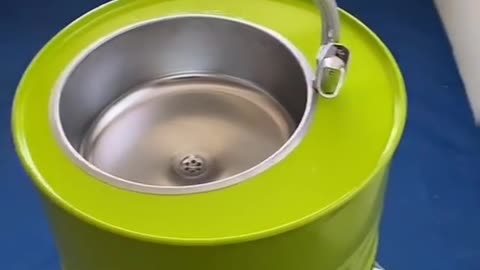 Lifehack What do you think of this sink design?