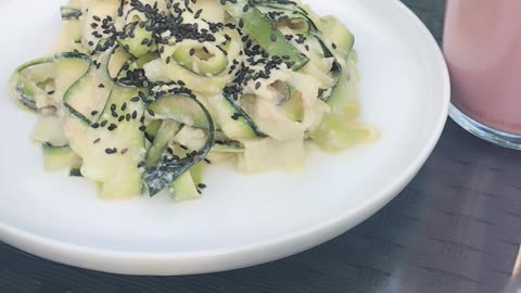 Raw Courgette Noodles & Black Seseme