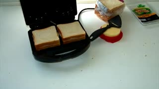 Making toast - cool stop motion