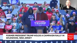 NFL Greats Lawrence Taylor & Ottis Anderson Join Trump Onstage At New Jersey Rally and endorse Trump