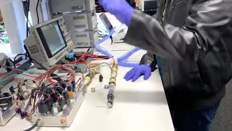 Tesla's New RNA Bioreactor - The Next Biotech Revolution of Vaccine Manufacturing