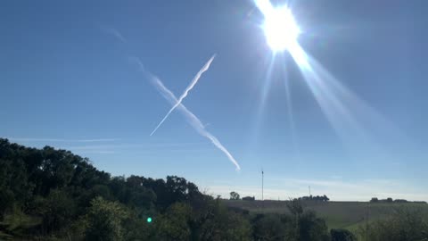 Scie chimiche guardate non aspettano altro di oscurare il sole