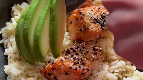 Make a Salad Salmon Rice