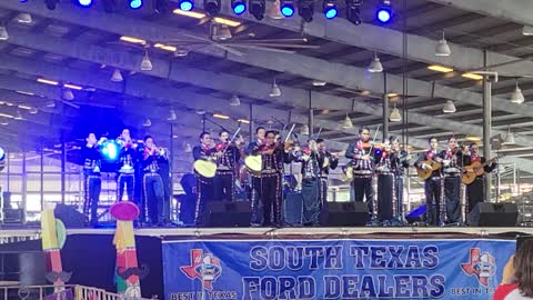 Mariachi band contest