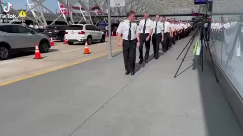 Pilots strike at Atlanta airport. More than 400 pilots!