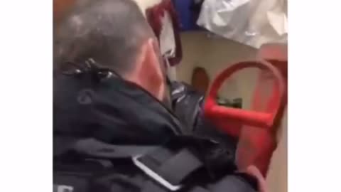 Police Officer gets Stuck in toilet!