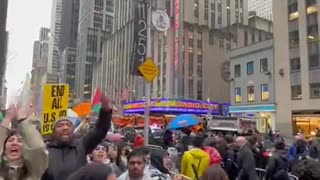 Largest Crowd Biden Has Ever Had! Massive Pro-Palestine Group Protests Outside Biden Mega-Fundraiser