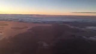 PILOT RISKS HIS CAREER TO RECORD THIS VIDEO OF THE FLAT EARTH FROM HIS COCKPIT