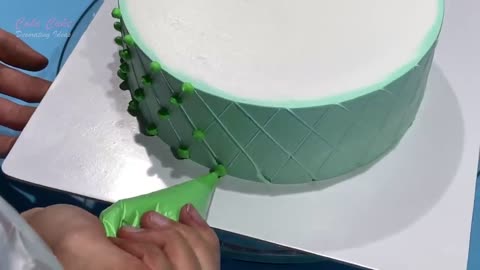 Simple Cake Decoration