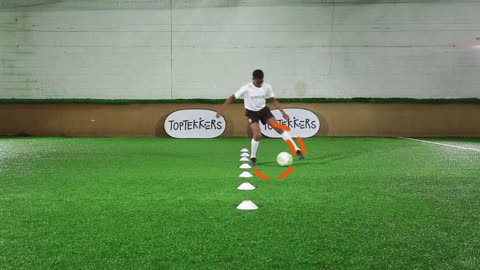 Quick Feet Dribbling Tutorial on TopTekkers ⚽️