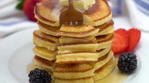 How to Make Keto Pancakes