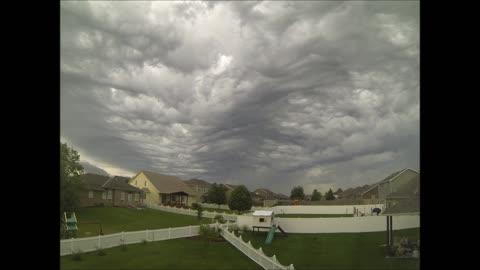 Wavy Clouds Rolling In