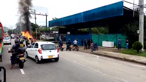 Mujer murió arrollada por conductor aparentemente ebrio en vía entre Bucaramanga y Girón