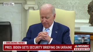 Biden mindlessly mumbles to himself incoherently when talking to the media