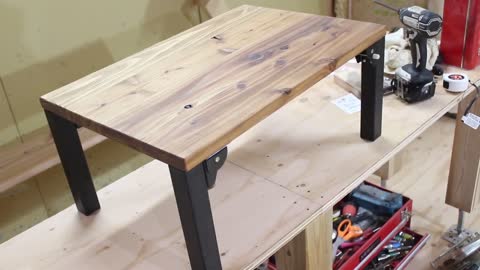 Woodworking DIY: Building a Small Foldable Table