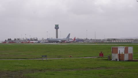 RAF Voyager taking off from East Midlands Airport