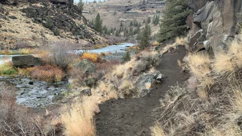 Central Oregon – Steelhead Falls – High Desert Canyon Trail – 4K