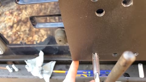 2002 Jeep Wrangler TJ Spare Tire Carrier Replacement