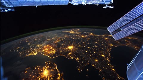 All Alone in the Night - Time-lapse footage of the Earth as seen from the ISS