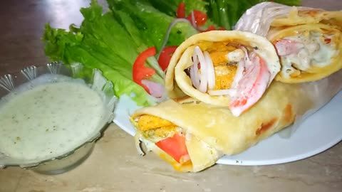 Chicken Paratha Roll Recipe | Restaurant Style Chicken Roll | Paratha Chatni Roll