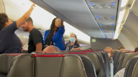 Ranting Passenger Gets Kicked Off American Airlines Flight