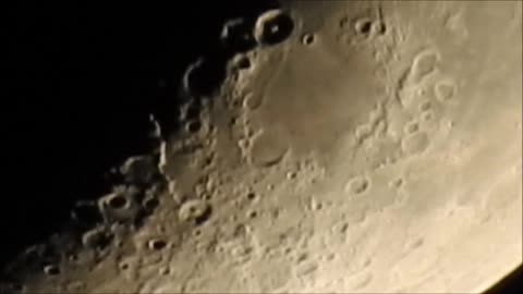 Nikon P900 Moon Zoom Shows Strange Formations on It's Surface!