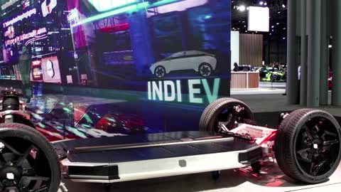 Electric cars 'hottest trend' at NY Auto Show