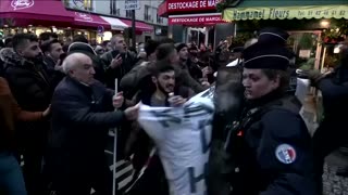 Protesters, police clash after Paris Kurdish shooting