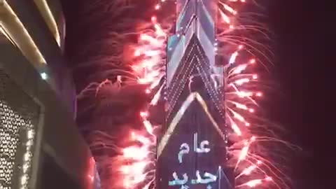 See the beauty of celebrating Christmas 2021 at Burj Khalifa in Dubai