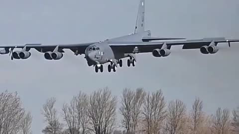 Amirecen b52 bomber in actions about ukrine andrussian tention