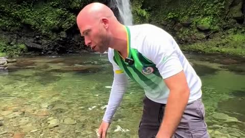 🇩🇲 Amazing Waterfall in Dominica Jacko Falls