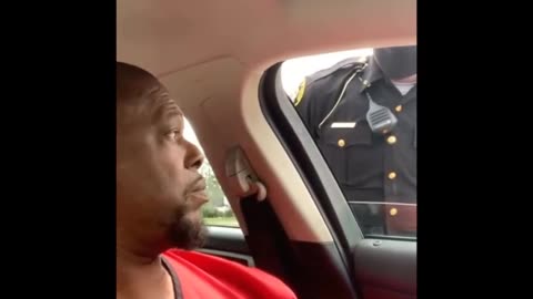 Calls Police on Black man working cuz he looks suspicious