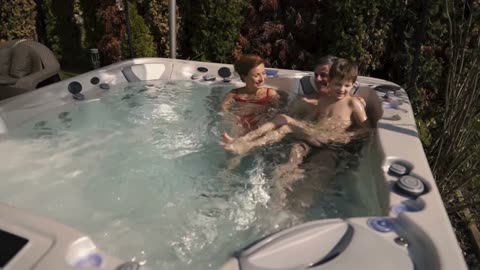 Te Best Family Hot Tubs for Sale