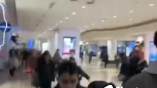 Mass Panic At La Defense Shopping Mall in Paris... #VishusTv 📺