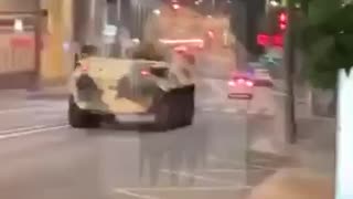 RUSSIA 🇷🇺 More footage of armored vehicles spotted around Moscow