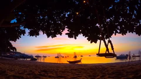 Time lapse: Stunning sights of Thailand and Singapore