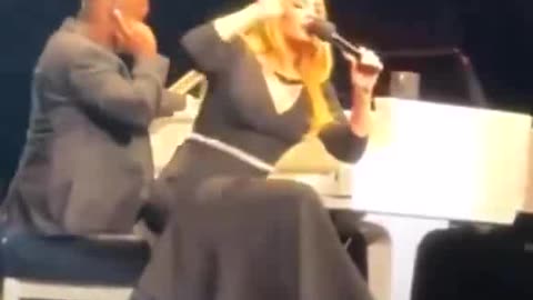 Adele launches into foul mouthed tirade!