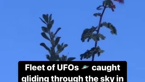A FLEET🛸OF UFOS 👽CAUGHT GLIDING 🛸IN THE SKY 🛸IN CALIFORNIA