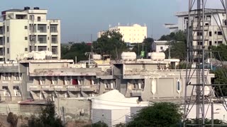 Attackers raid hotel in Somalia's capital