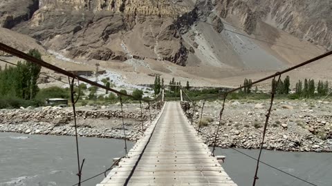 Most Scary Suspension Bridge Gilgit Pakistan