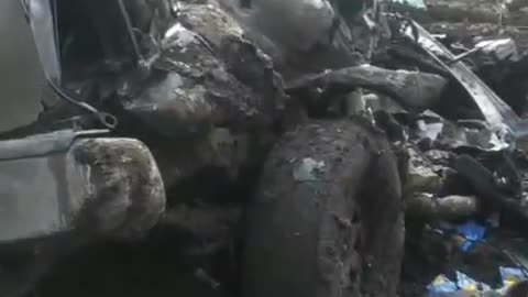 Bakhmut cauldron vibes - Ukrainian convoy totally destroyed by Russian artillery