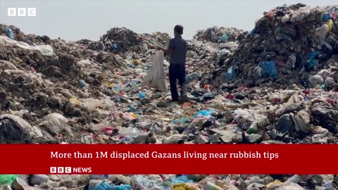 Gazans living alongside rotting rubbish and rodents / BBC News