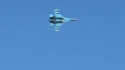 Incredible Footage of a Ukrainian Su27 Over Eastern Ukraine