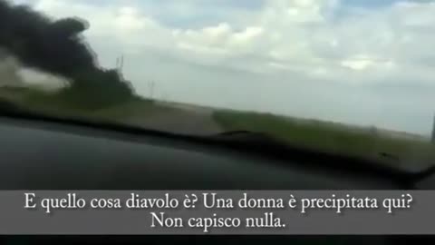 «Vedo corpi piovere dal cielo», il video inedito dopo l’incidente dell’ MH17