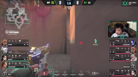 STREAMERS SURPRISED WITH LESS' KNIFE IN XAND | VALORANT CLIPS BRASIL