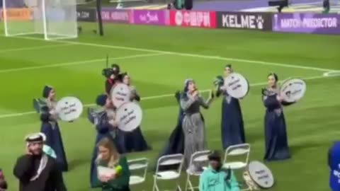 اجرای ترانه دخت شیرازی توسط زنان ایرانی در مسابقات جام ملت‌های آسیا