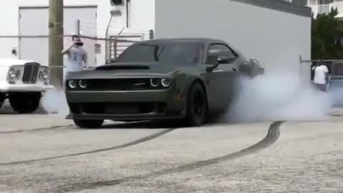 205 F8 Green Dodge Demon SRT Burnout